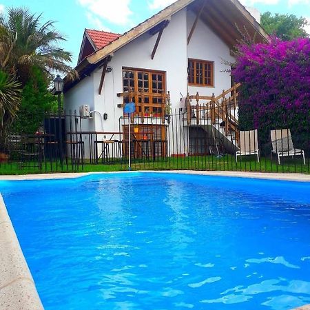 Tanino Guest House ميندوزا المظهر الخارجي الصورة