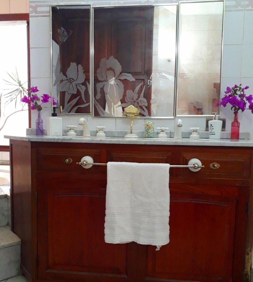 Tanino Guest House ميندوزا المظهر الخارجي الصورة