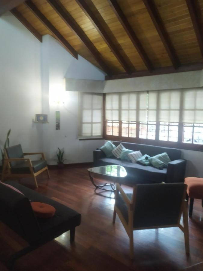 Tanino Guest House ميندوزا المظهر الخارجي الصورة