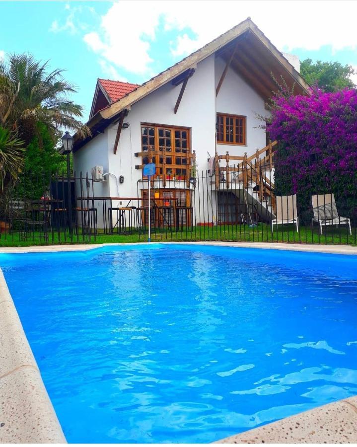 Tanino Guest House ميندوزا المظهر الخارجي الصورة
